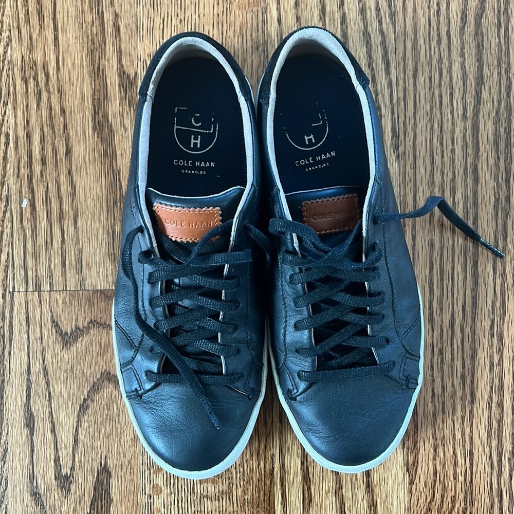 Cole Haan sneakers in 7